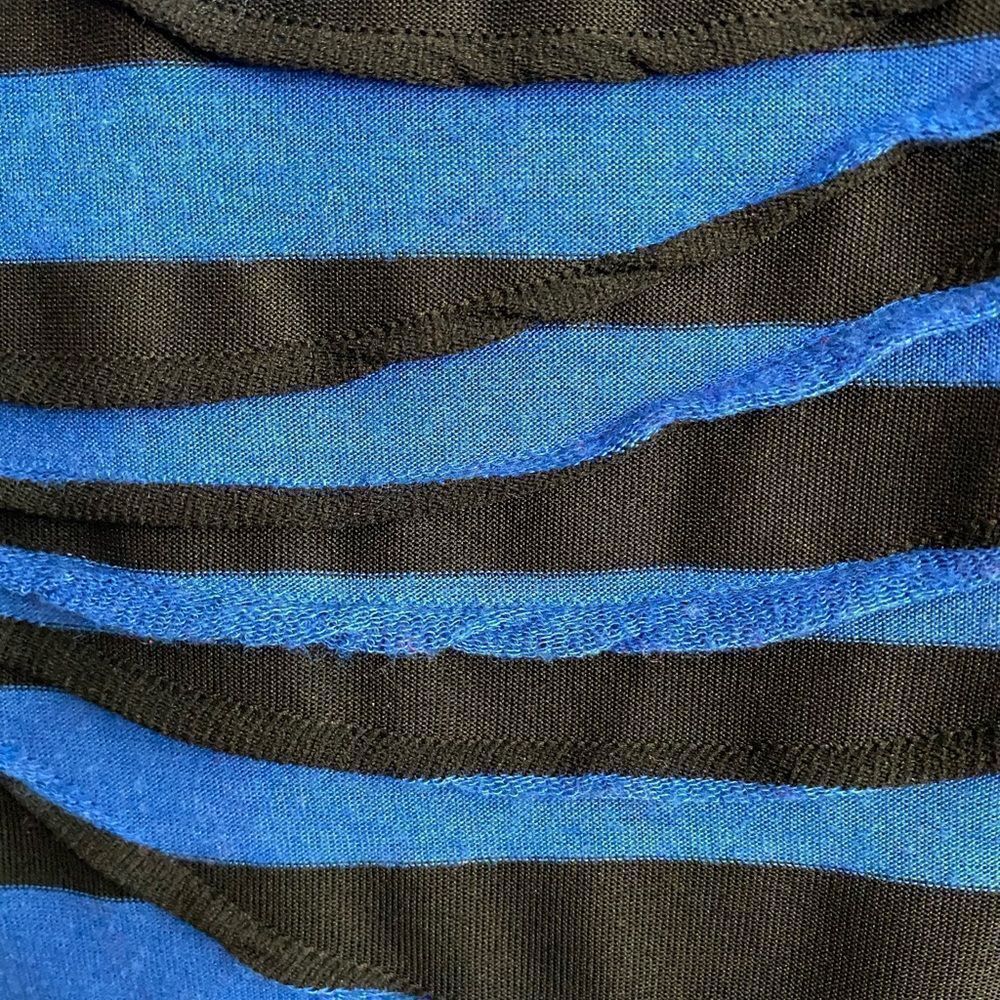 EUC Evan Picone Cobalt Blue & Black Print Dress | Size 4 | 3/4 Sheer Sleeves - Picture 5 of 10